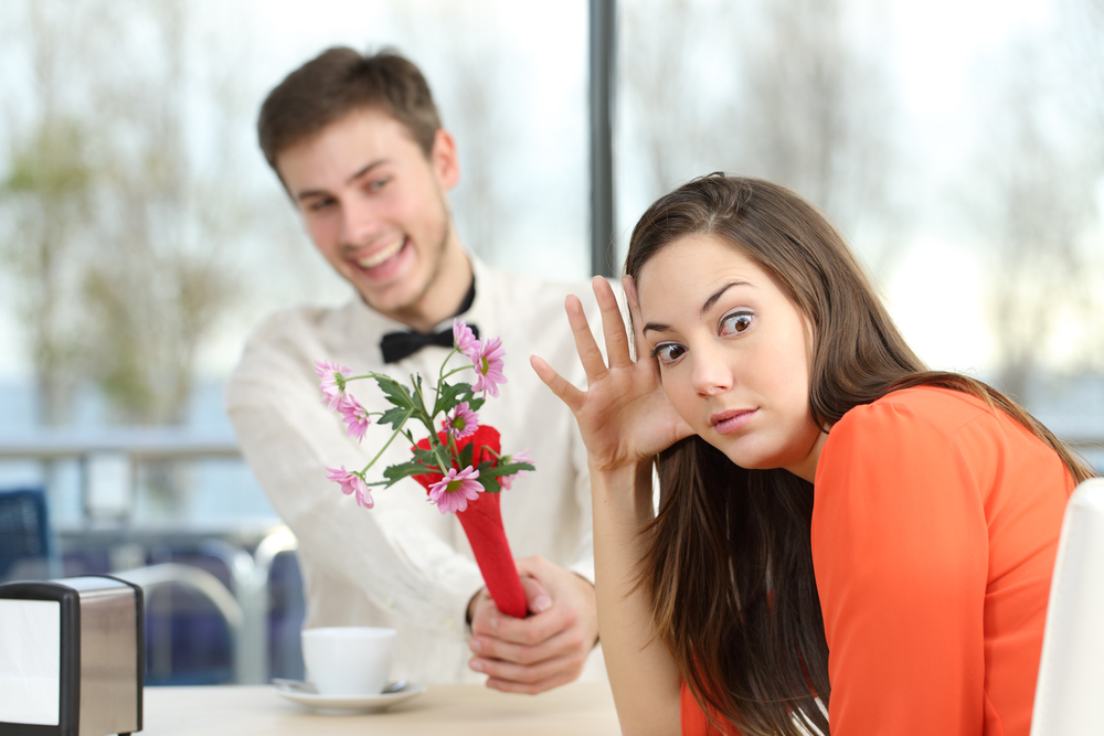 7 Things You Should Never Do On A First Date