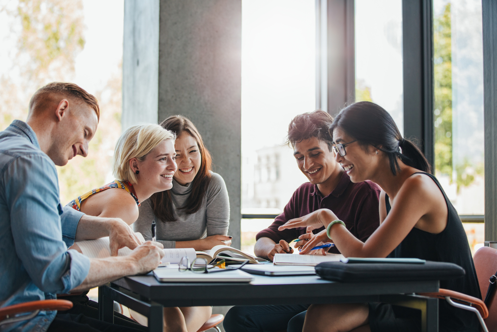 How To Make New Friends In Your First Year Of College