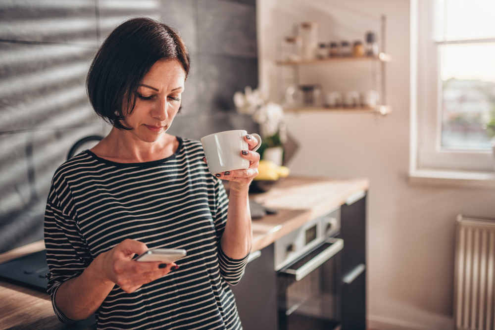 What Is Trickle Ghosting: The Latest Online Dating Term You Need To Know